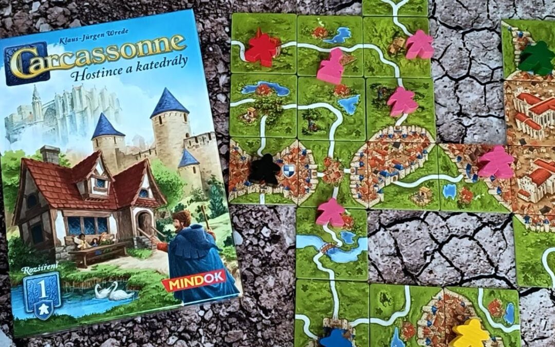 Pod víkem: recenze rozšíření  Carcassonne: Hostince a katedrály